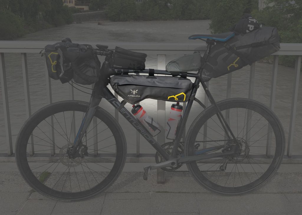 Apidura Frame Pack