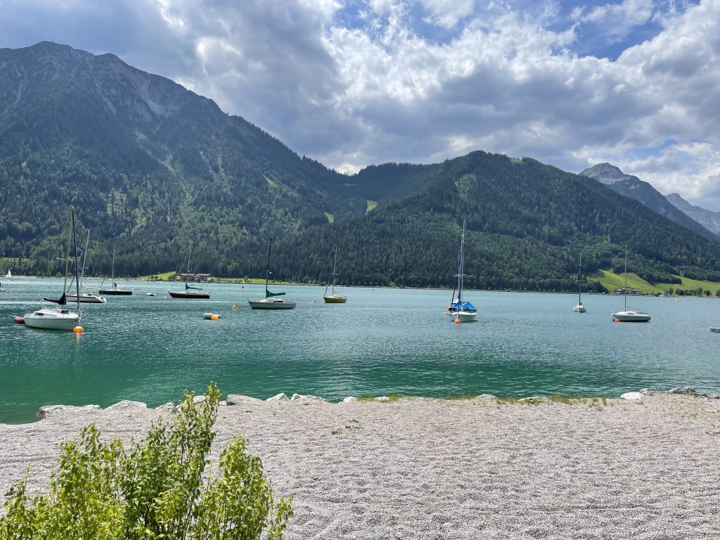 Achensee'deki plaj